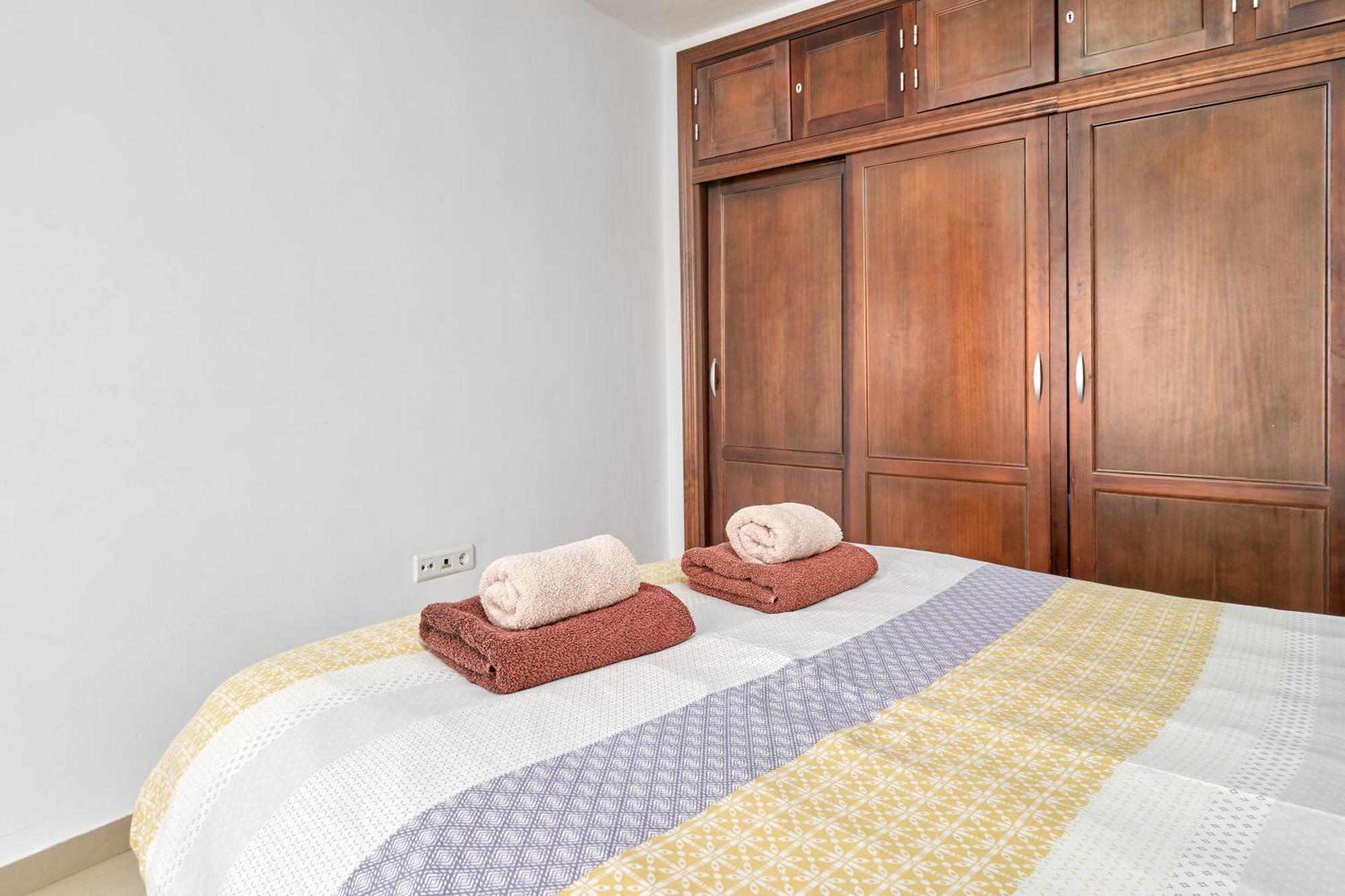 1 Bed Apartment With Sea View Nerja Exterior foto
