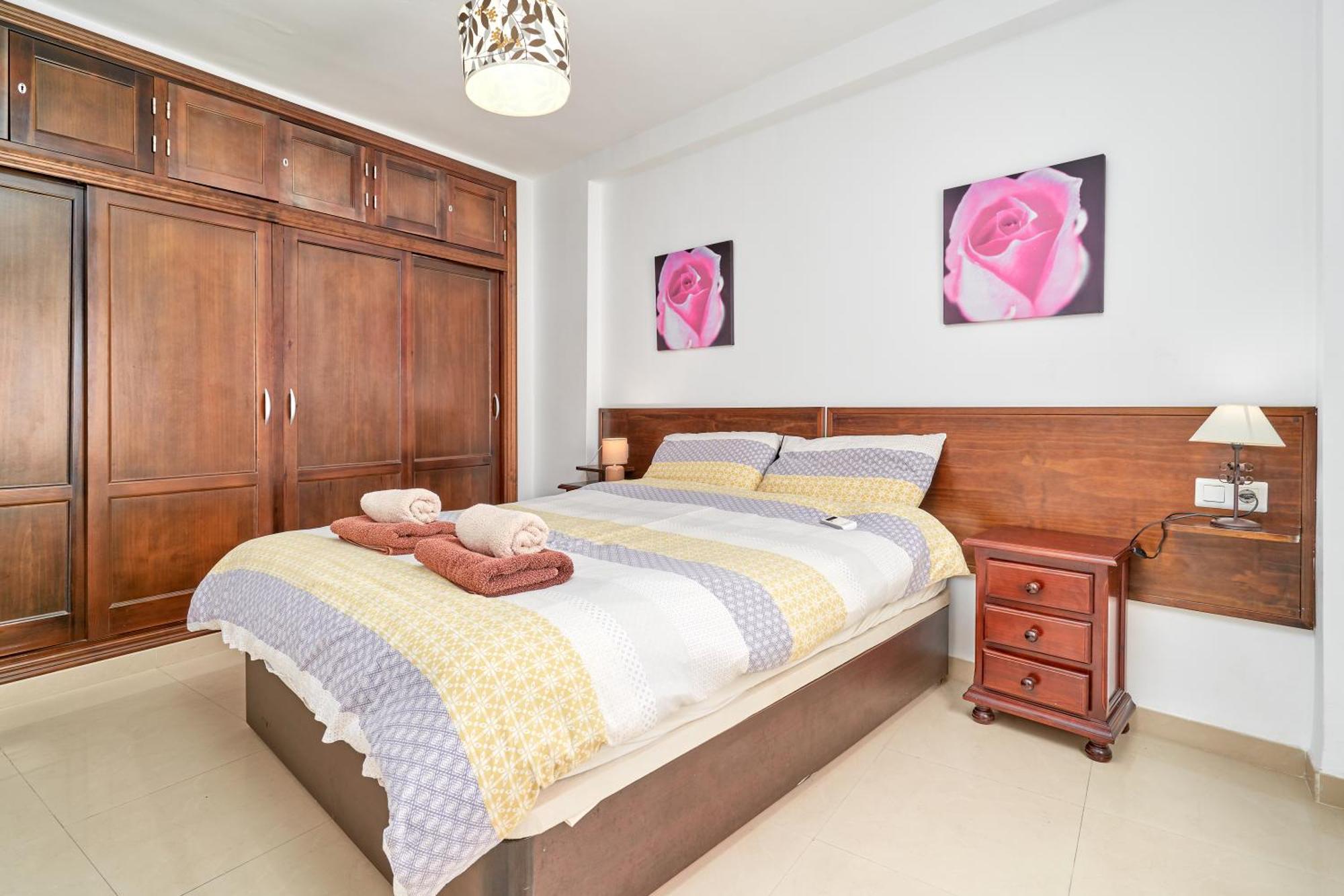 1 Bed Apartment With Sea View Nerja Exterior foto